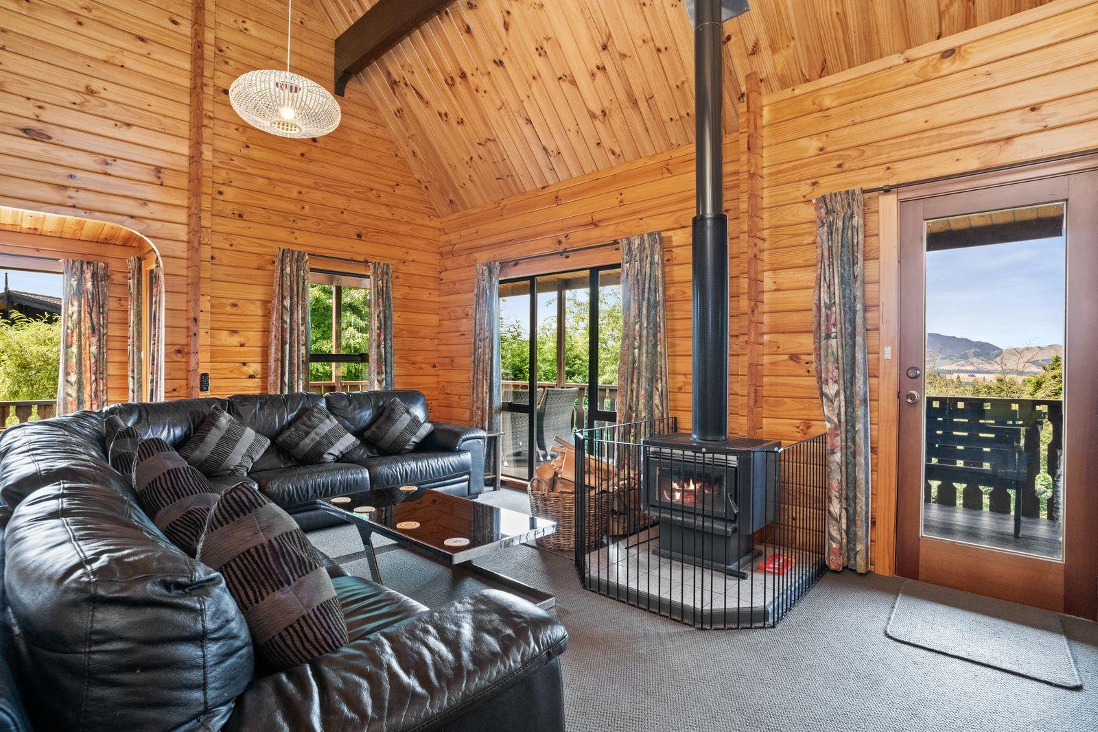 Mountain Gem- Hanmer Springs Holiday Home